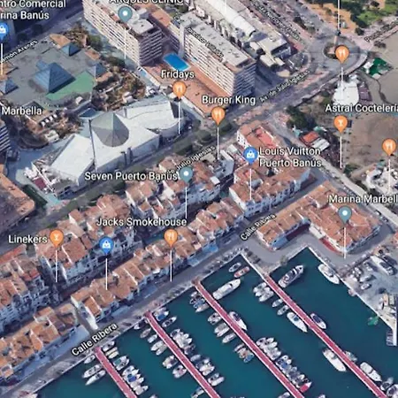 Center Puerto Banus -3 Bedrooms * 马尔韦利亚