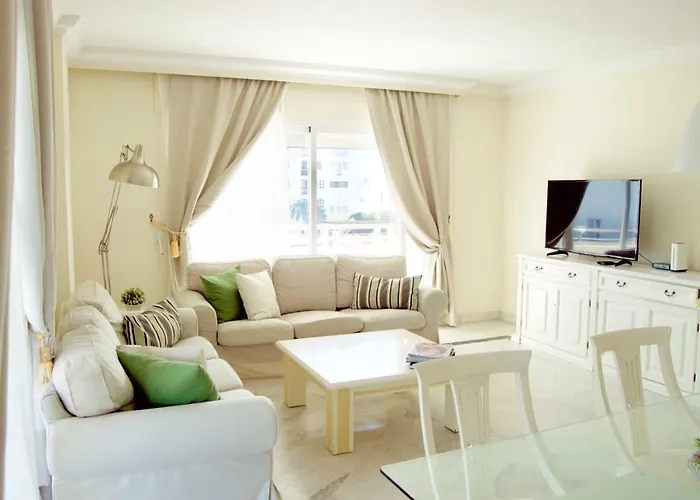 Center Puerto Banus -3 Bedrooms マルベーリャ