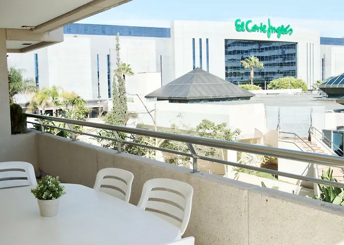 Center Puerto Banus -3 Bedrooms